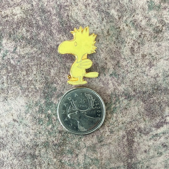 Vintage Woodstock Brooch - Picture 4 of 4